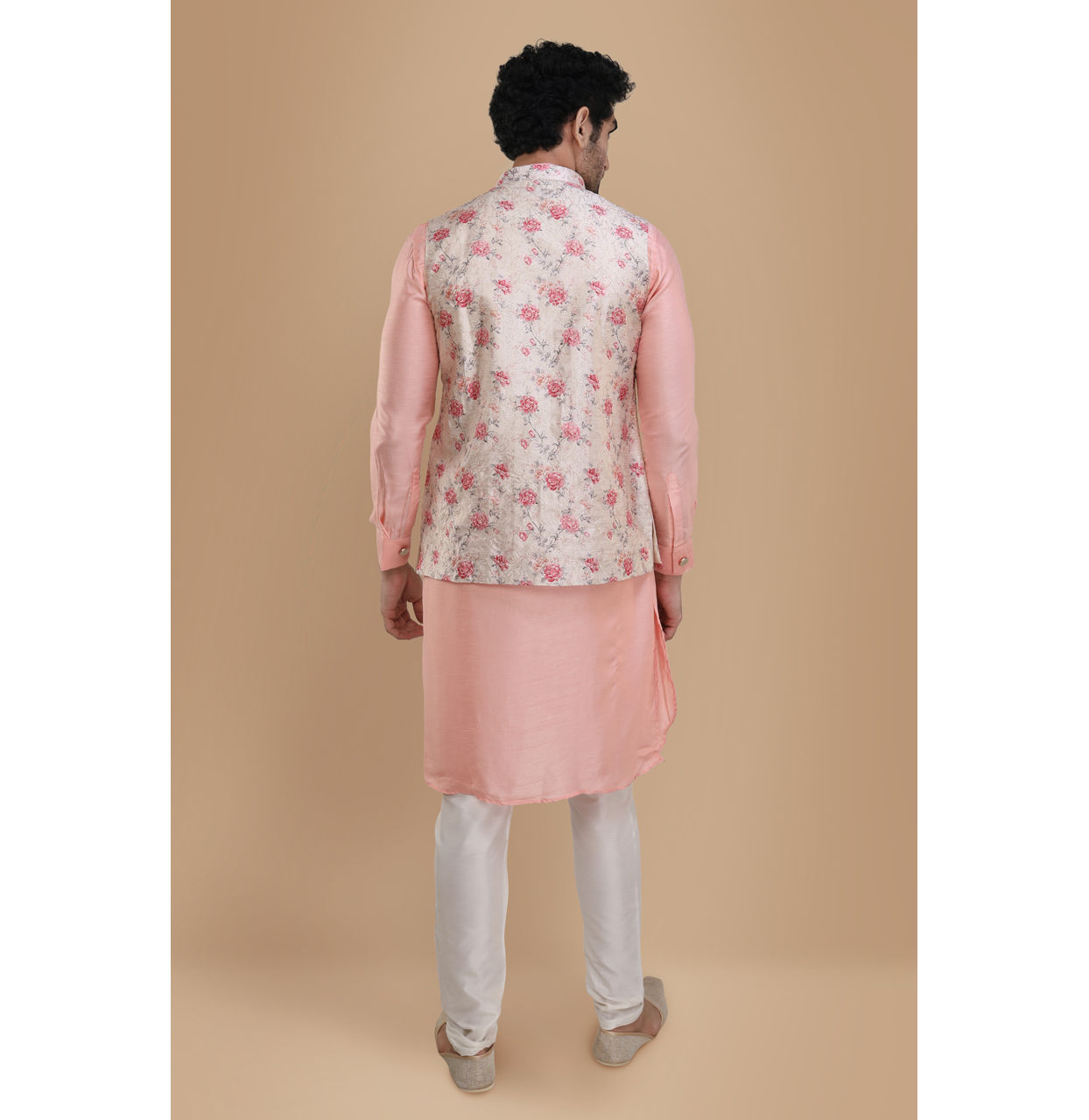 alt message - Manyavar Men Pink Draped Kurta Jacket Set image number 2